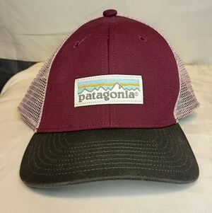 Patagonia Trucker Hat Maroon/Gray Mesh Snapback Like New